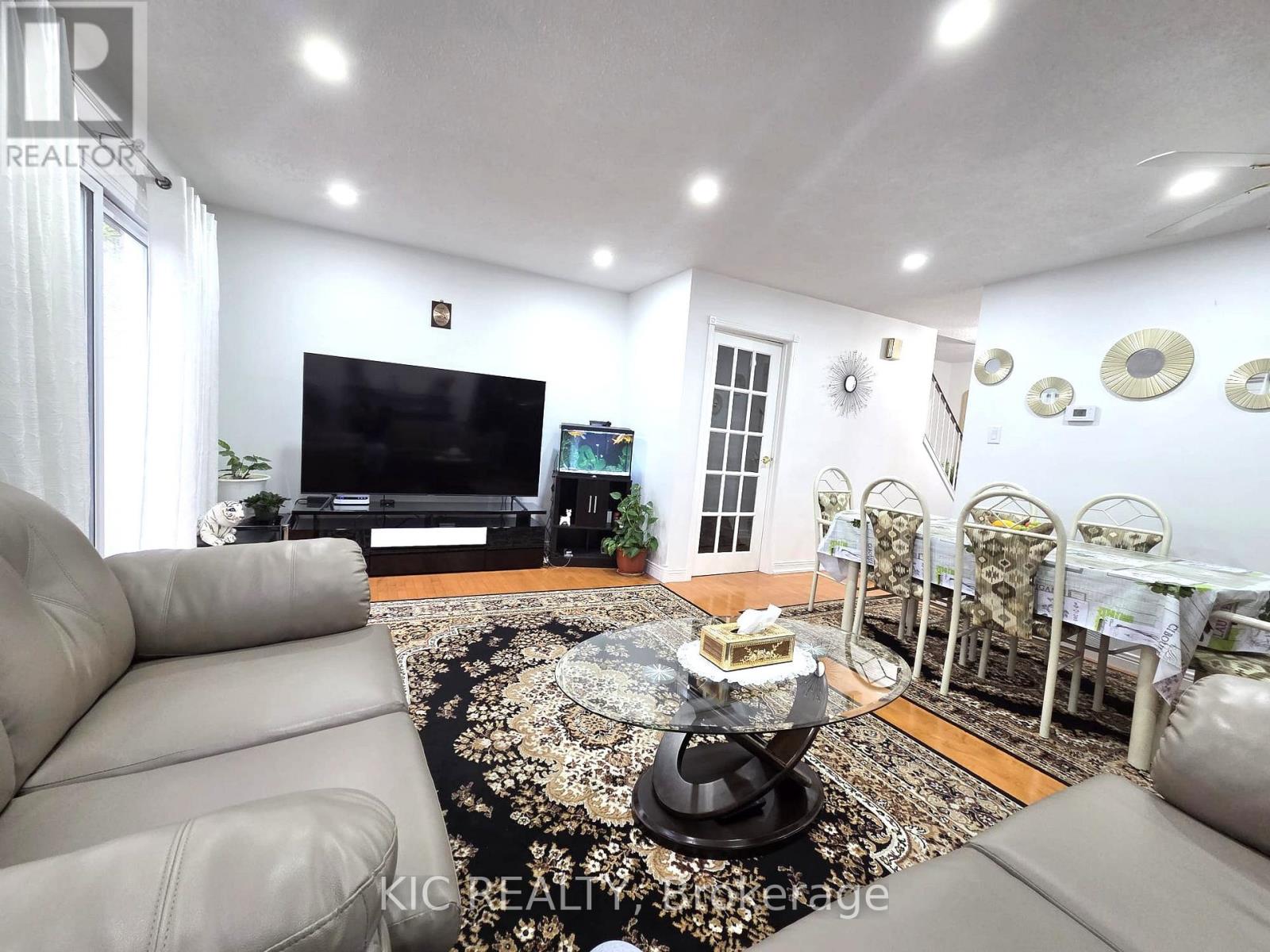 6 - 93 Hansen Road N, Brampton, Ontario  L6V 3C8 - Photo 9 - W13089862