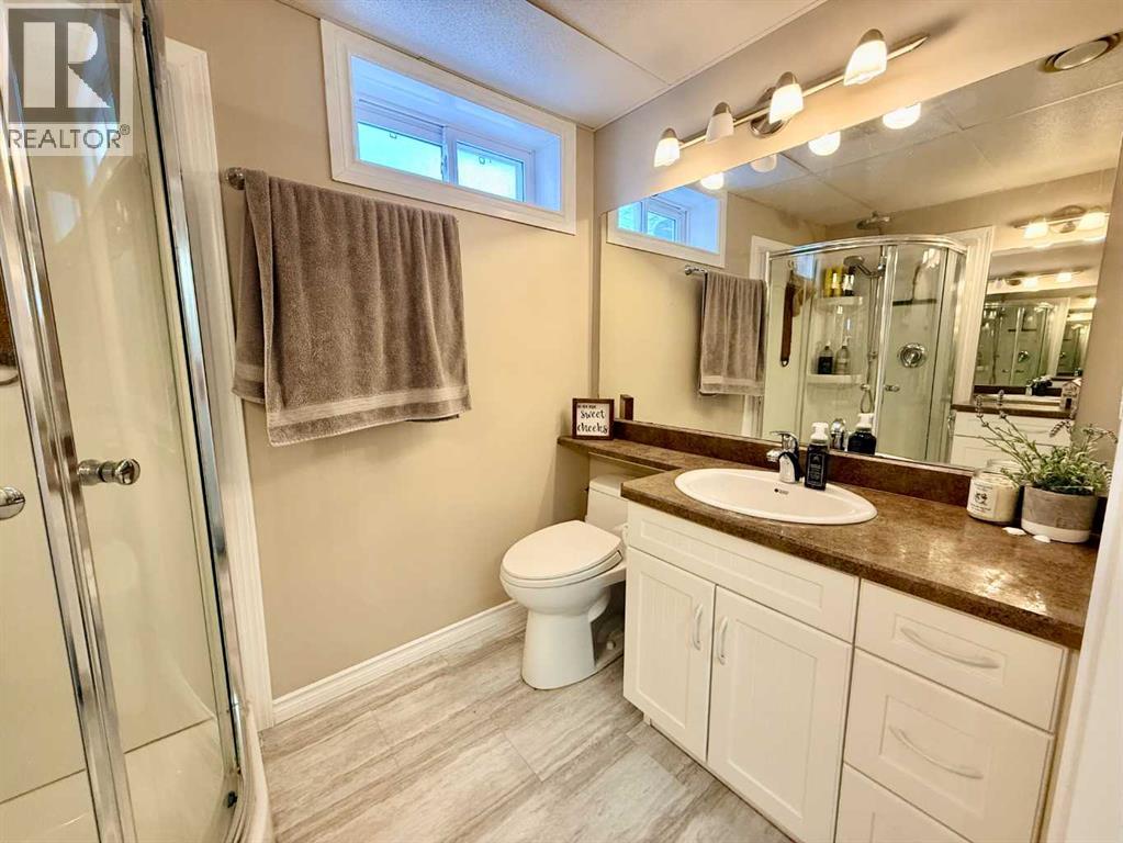 1621 4 Avenue, Wainwright, Alberta  T9W 1J3 - Photo 34 - A2291485