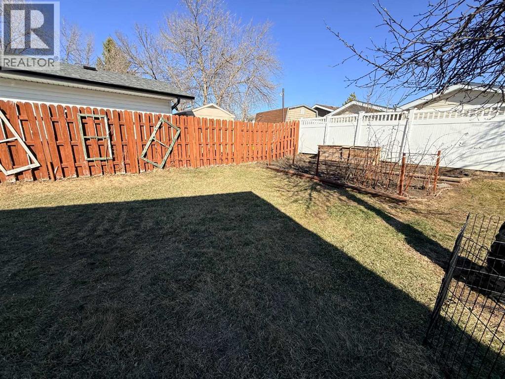 1621 4 Avenue, Wainwright, Alberta  T9W 1J3 - Photo 47 - A2291485
