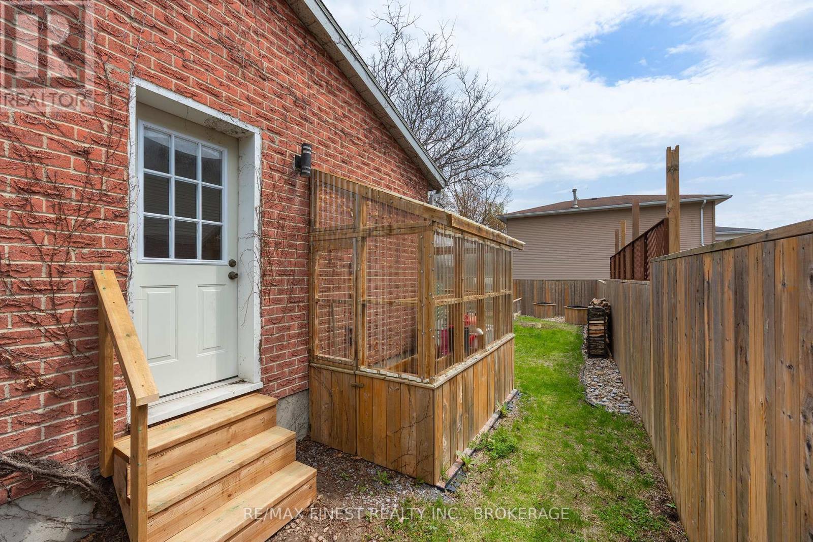 1139 Wintergreen Crescent, Kingston, Ontario  K7P 2G5 - Photo 5 - X13089762