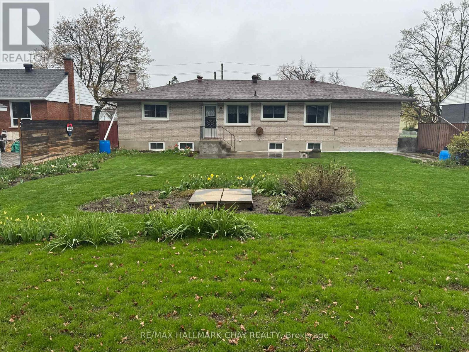19 Steel Street, Barrie, Ontario  L4M 2E6 - Photo 30 - S13089450