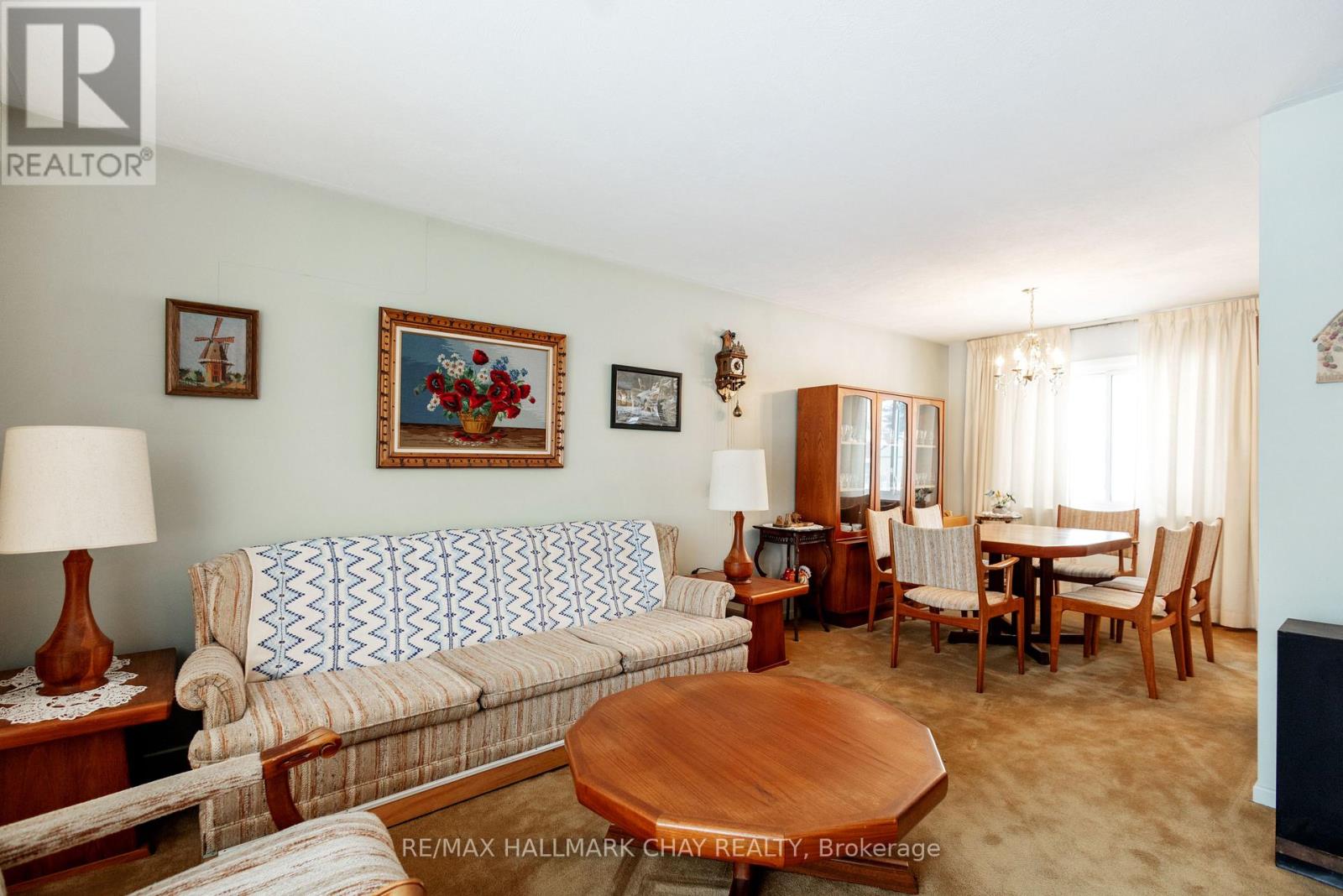 19 Steel Street, Barrie, Ontario  L4M 2E6 - Photo 6 - S13089450