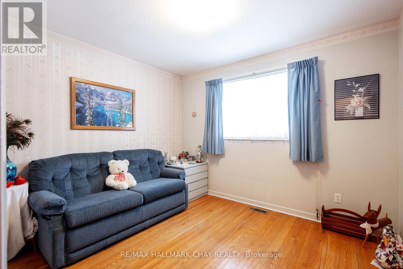 19 Steel Street, Barrie, Ontario  L4M 2E6 - Photo 12 - S13089450