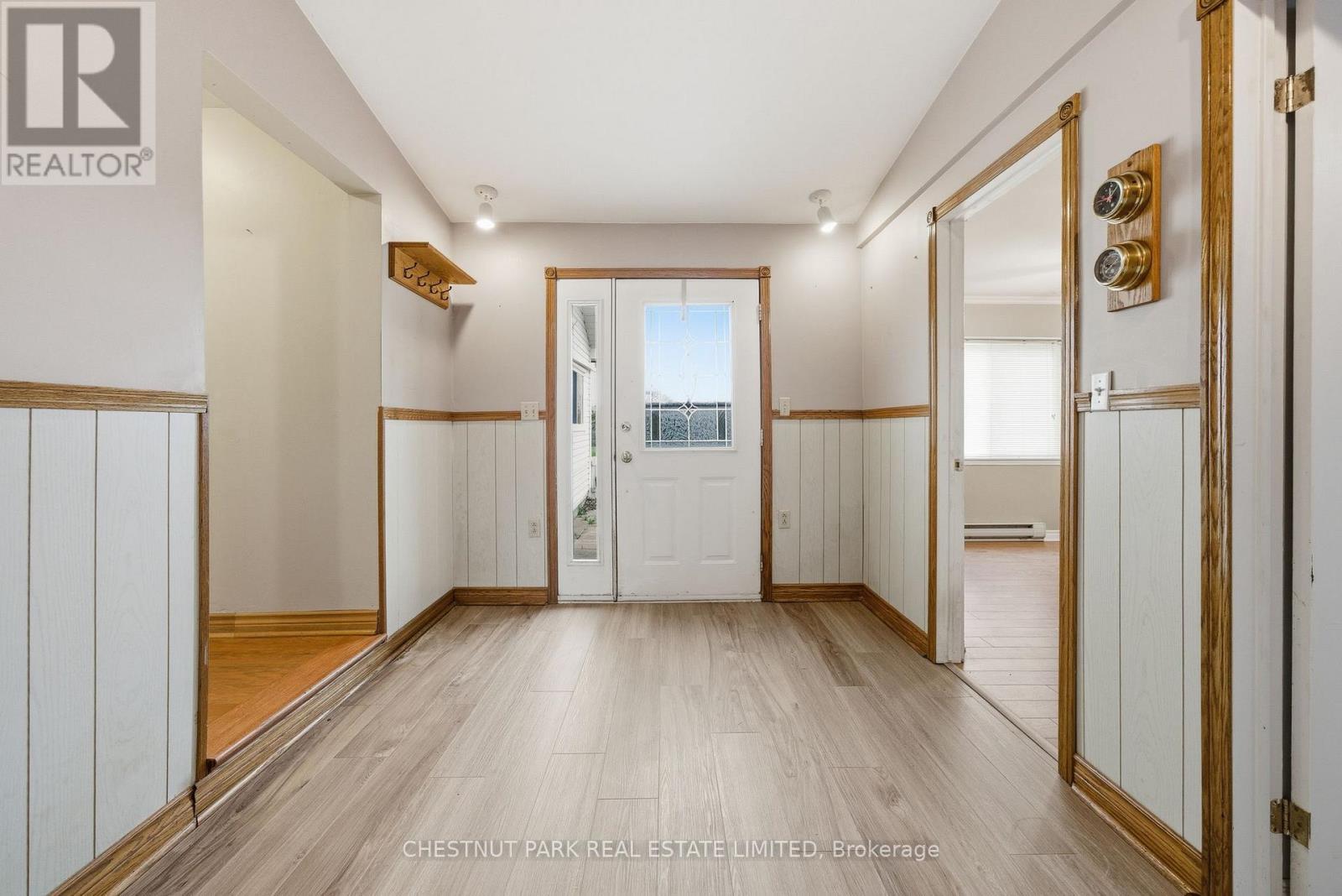 34 Royal Road, Prince Edward County, Ontario  K0K 2P0 - Photo 2 - X13089482