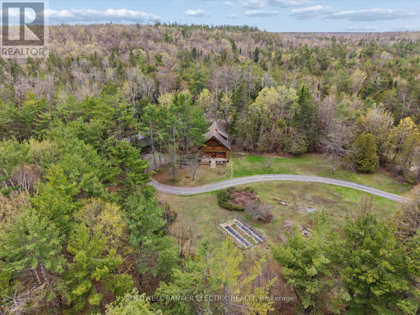 197 HILLSIDE DRIVE, Kawartha Lakes, Ontario