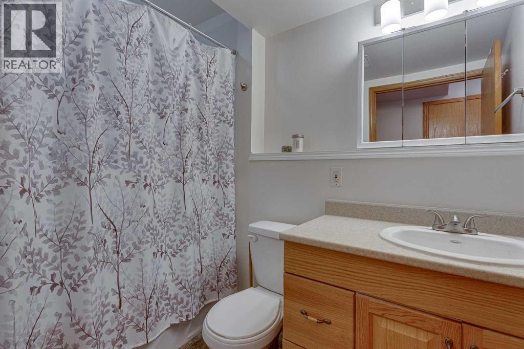 13 Lister Crescent, Red Deer, Alberta  T4R 2S6 - Photo 23 - A2306372