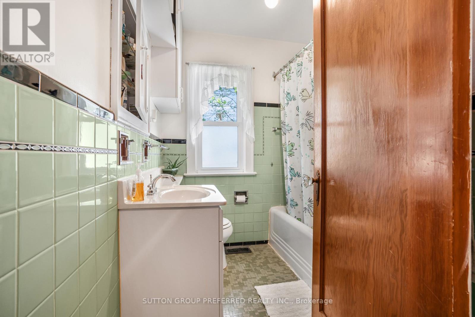 203 Eriet Street S, Chatham-Kent, Ontario  N0P 1W0 - Photo 15 - X13089540