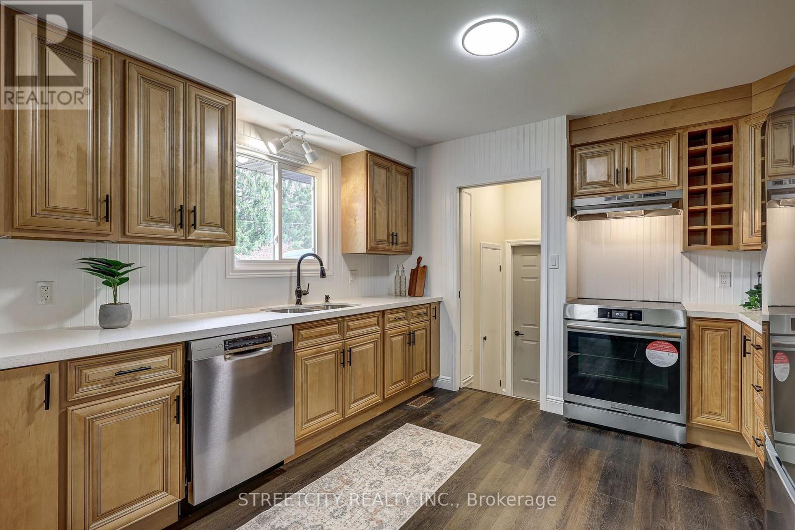 10 Vineden Drive, Central Elgin, Ontario  N5P 2M6 - Photo 13 - X13089686