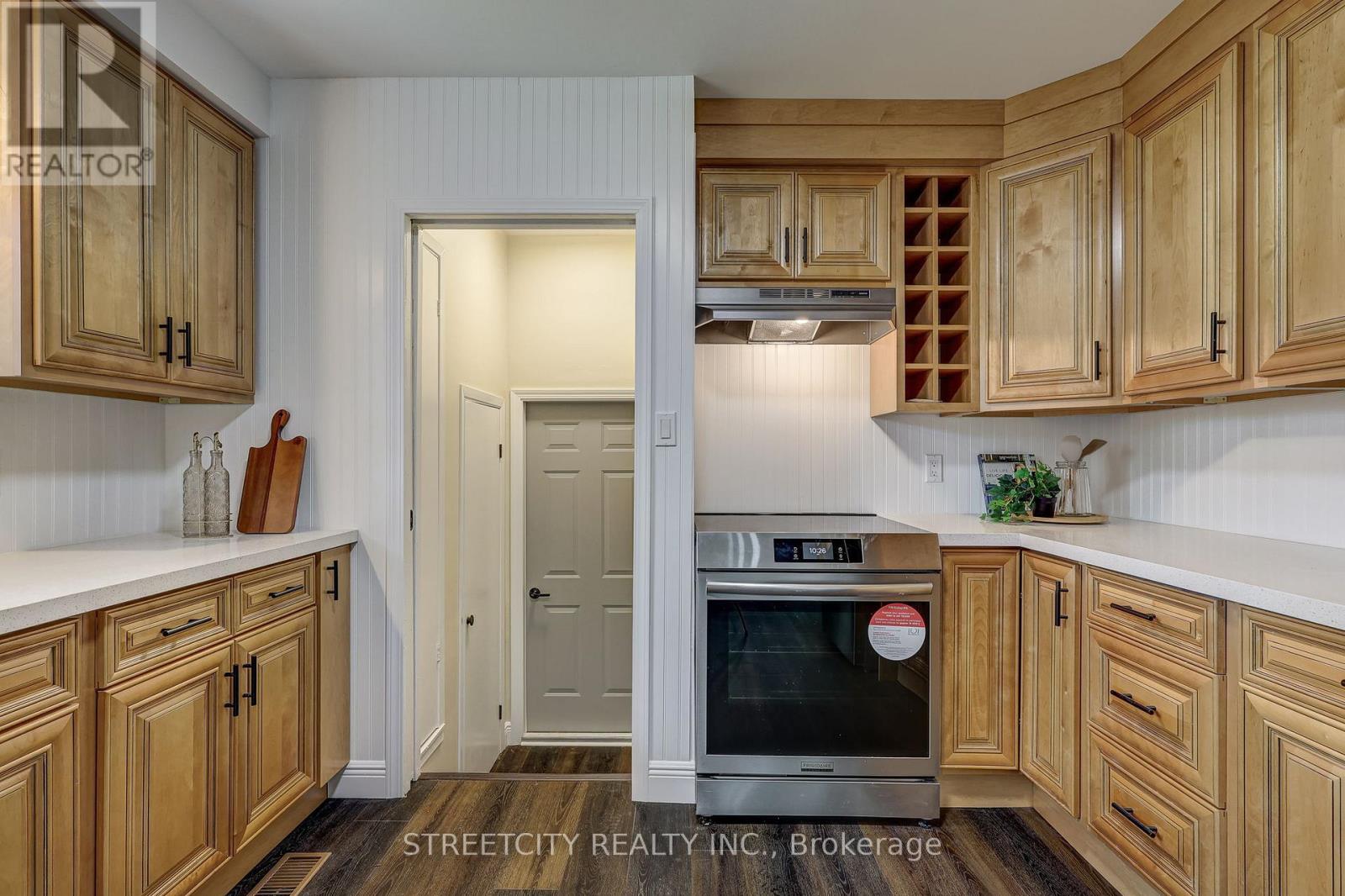10 Vineden Drive, Central Elgin, Ontario  N5P 2M6 - Photo 16 - X13089686