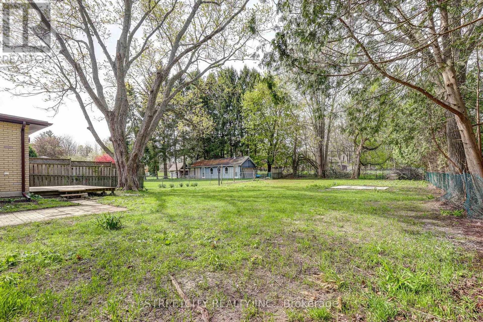 10 Vineden Drive, Central Elgin, Ontario  N5P 2M6 - Photo 38 - X13089686