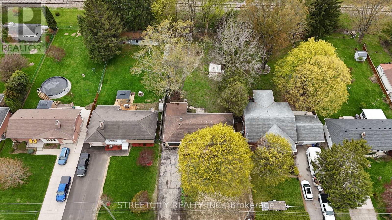 10 Vineden Drive, Central Elgin, Ontario  N5P 2M6 - Photo 45 - X13089686