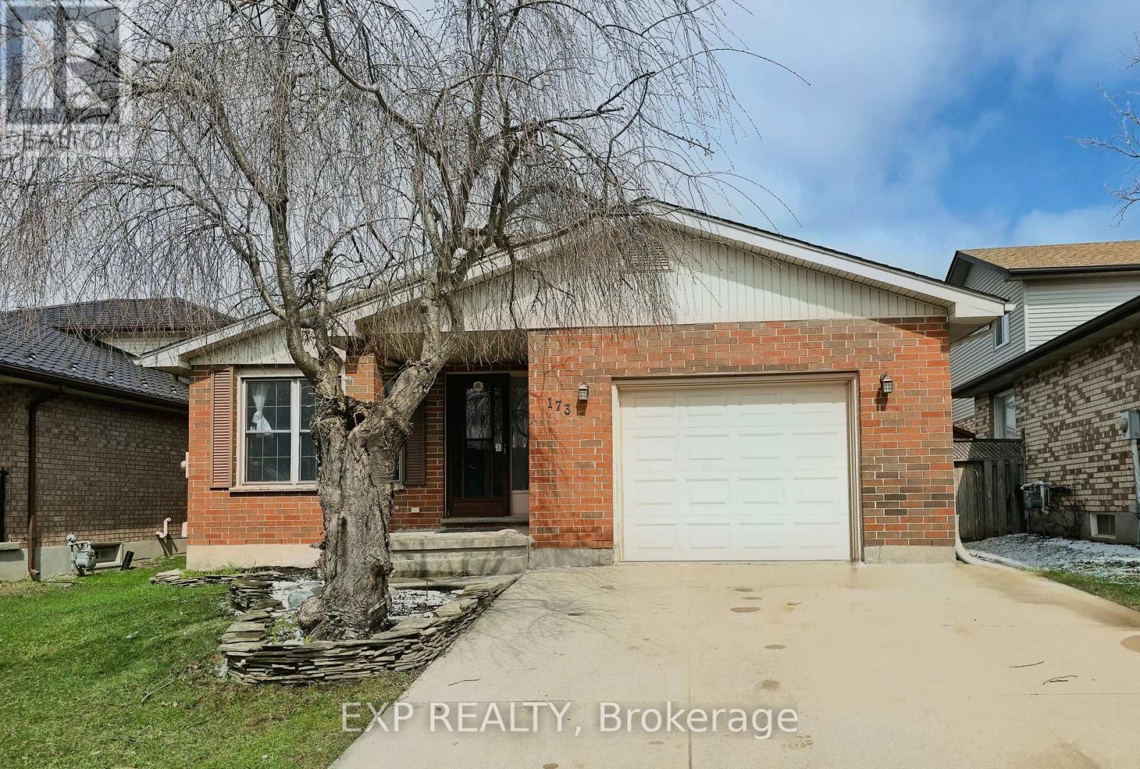 173 ASHLEY CRESCENT, London South, Ontario