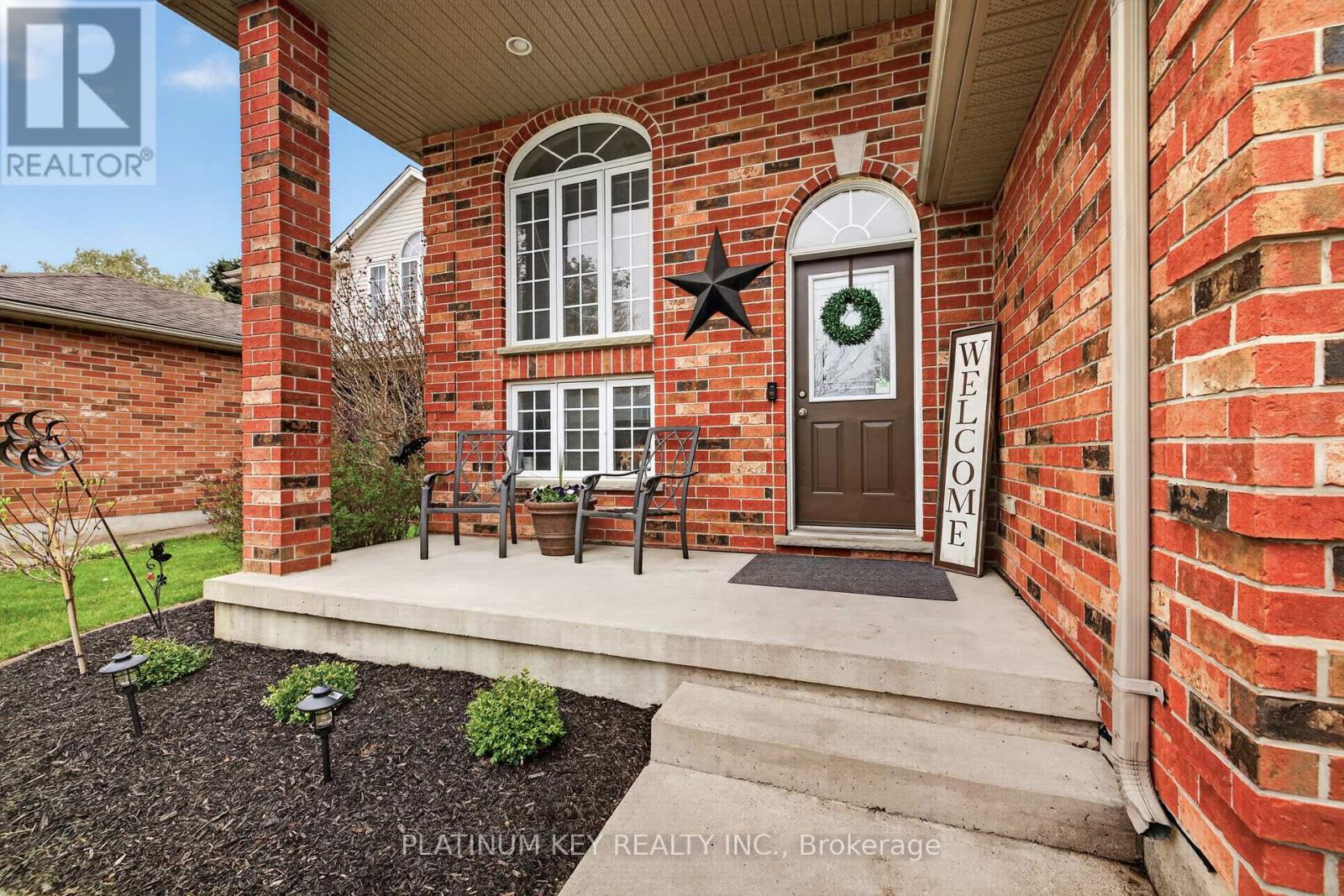 6 Juniper Crescent, Strathroy-Caradoc, Ontario  N7G 4C1 - Photo 3 - X13089880