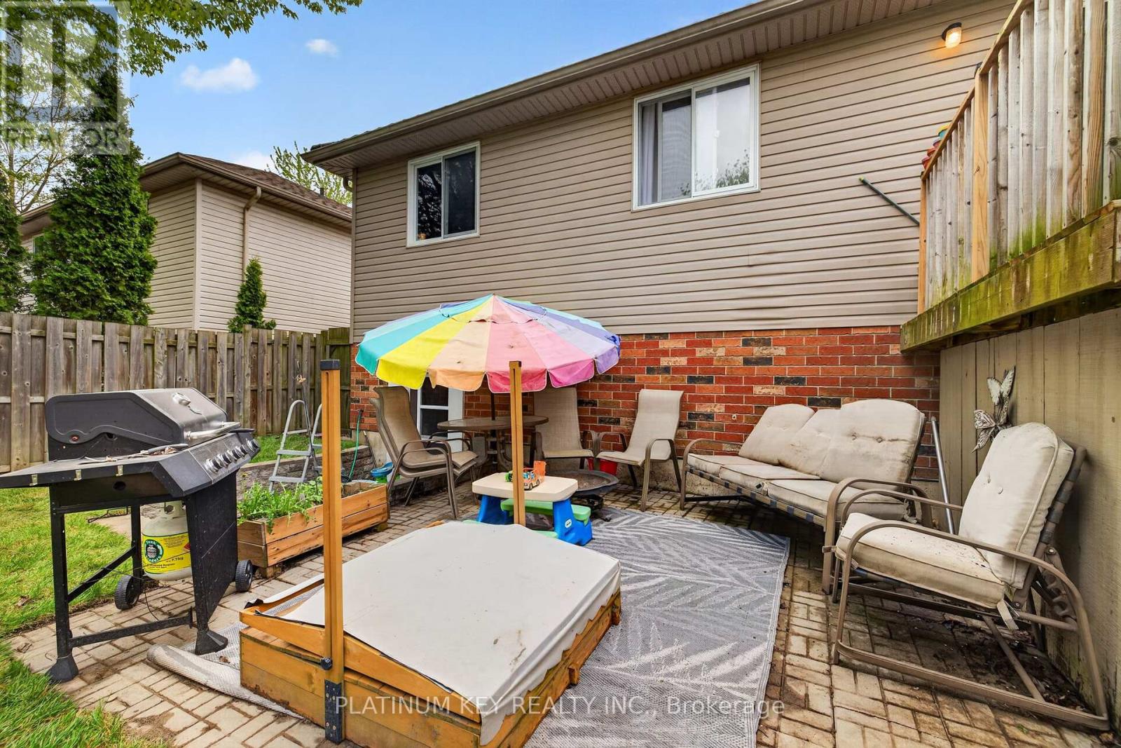 6 Juniper Crescent, Strathroy-Caradoc, Ontario  N7G 4C1 - Photo 33 - X13089880
