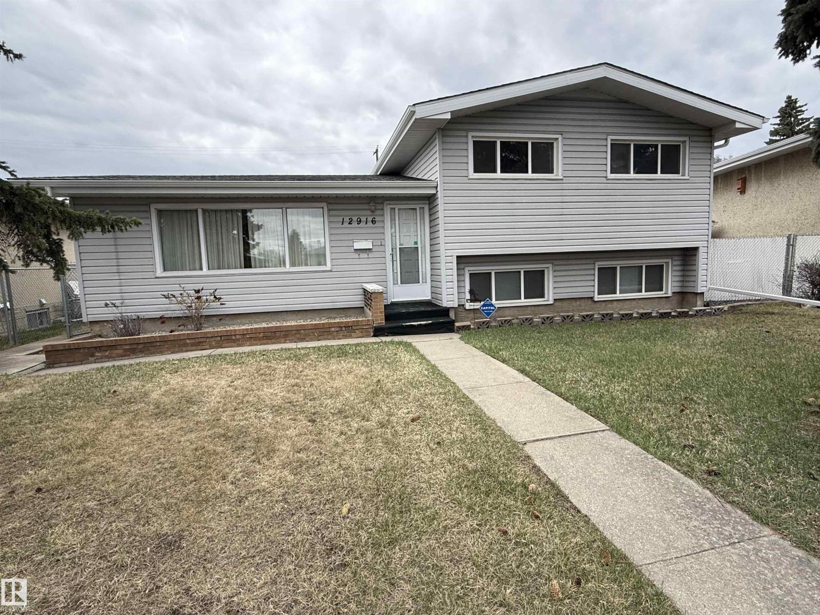 12916 95a St Nw, Edmonton, Alberta  T5E 4A1 - Photo 2 - E4485943