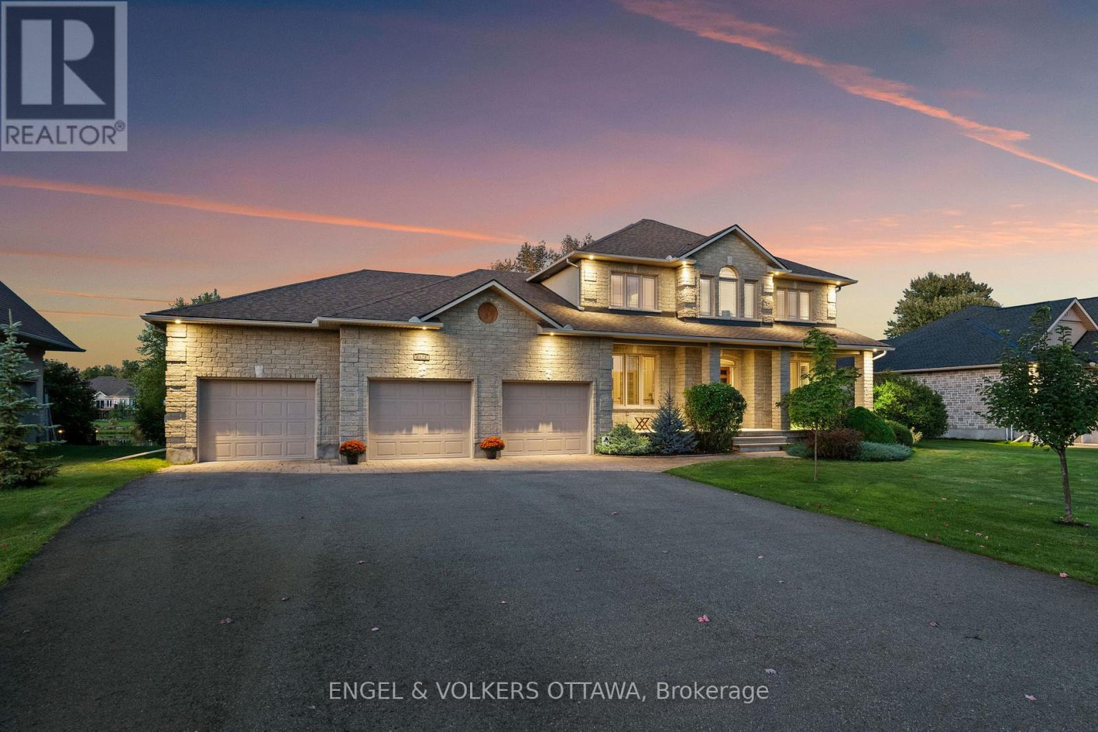 6808 Suncrest Drive, Ottawa, Ontario  K4P 0B2 - Photo 2 - X13089574