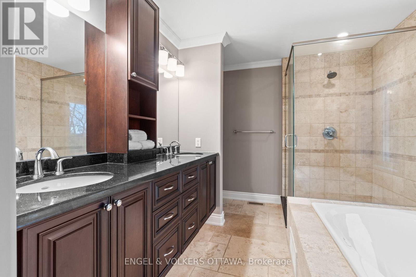 6808 Suncrest Drive, Ottawa, Ontario  K4P 0B2 - Photo 27 - X13089574