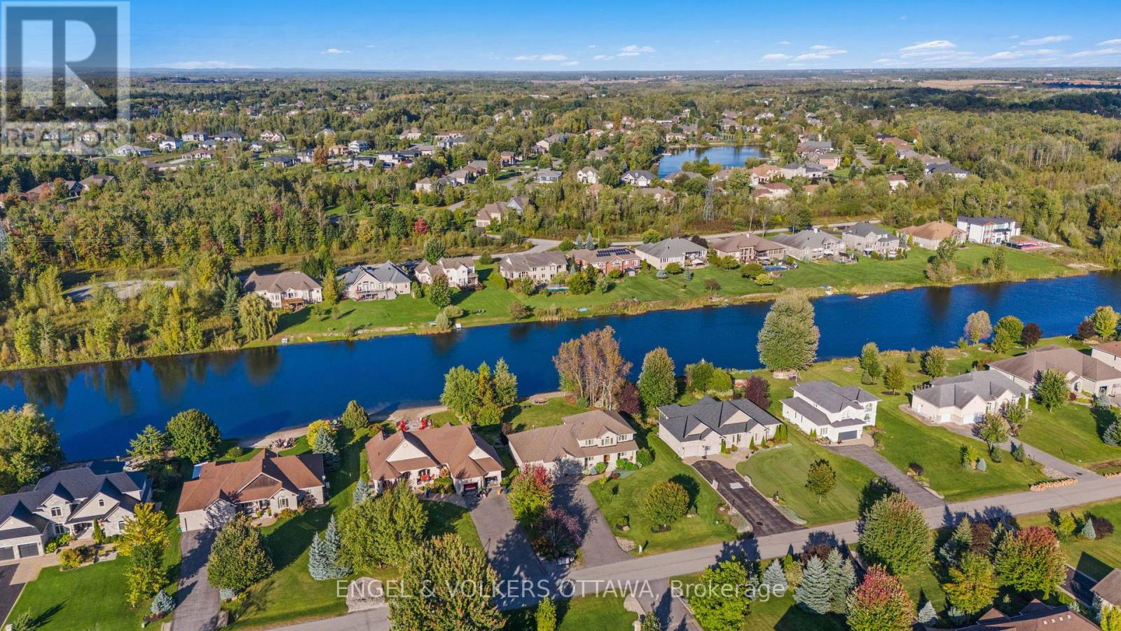 6808 Suncrest Drive, Ottawa, Ontario  K4P 0B2 - Photo 5 - X13089574