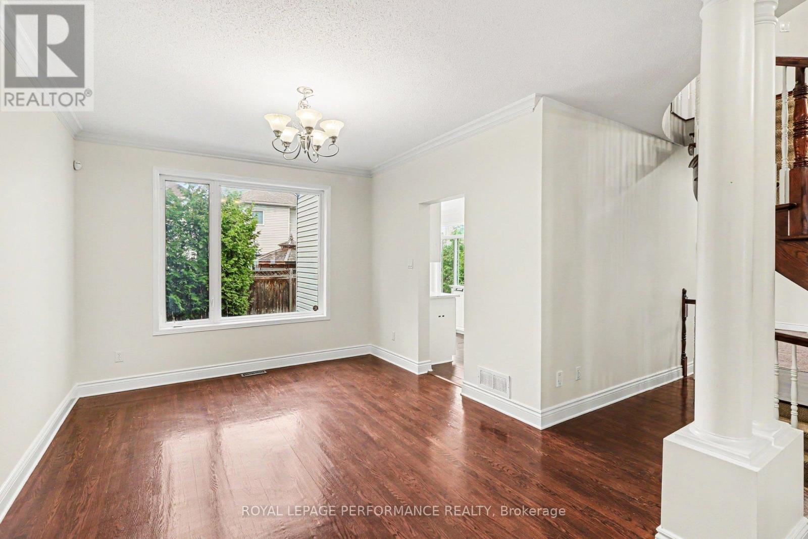 744 Larcastle Circle, Ottawa, Ontario  K4A 4Z2 - Photo 8 - X13089642