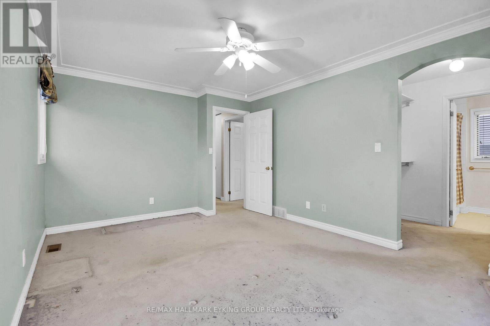 2018 Olympia Crescent, Ottawa, Ontario  K1G 2B4 - Photo 17 - X13089652