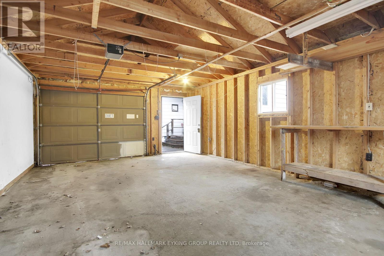 2018 Olympia Crescent, Ottawa, Ontario  K1G 2B4 - Photo 35 - X13089652
