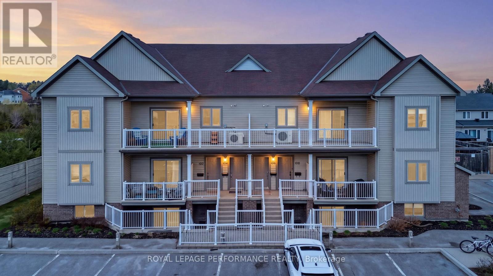 104 STERNES PRIVATE, Ottawa, Ontario