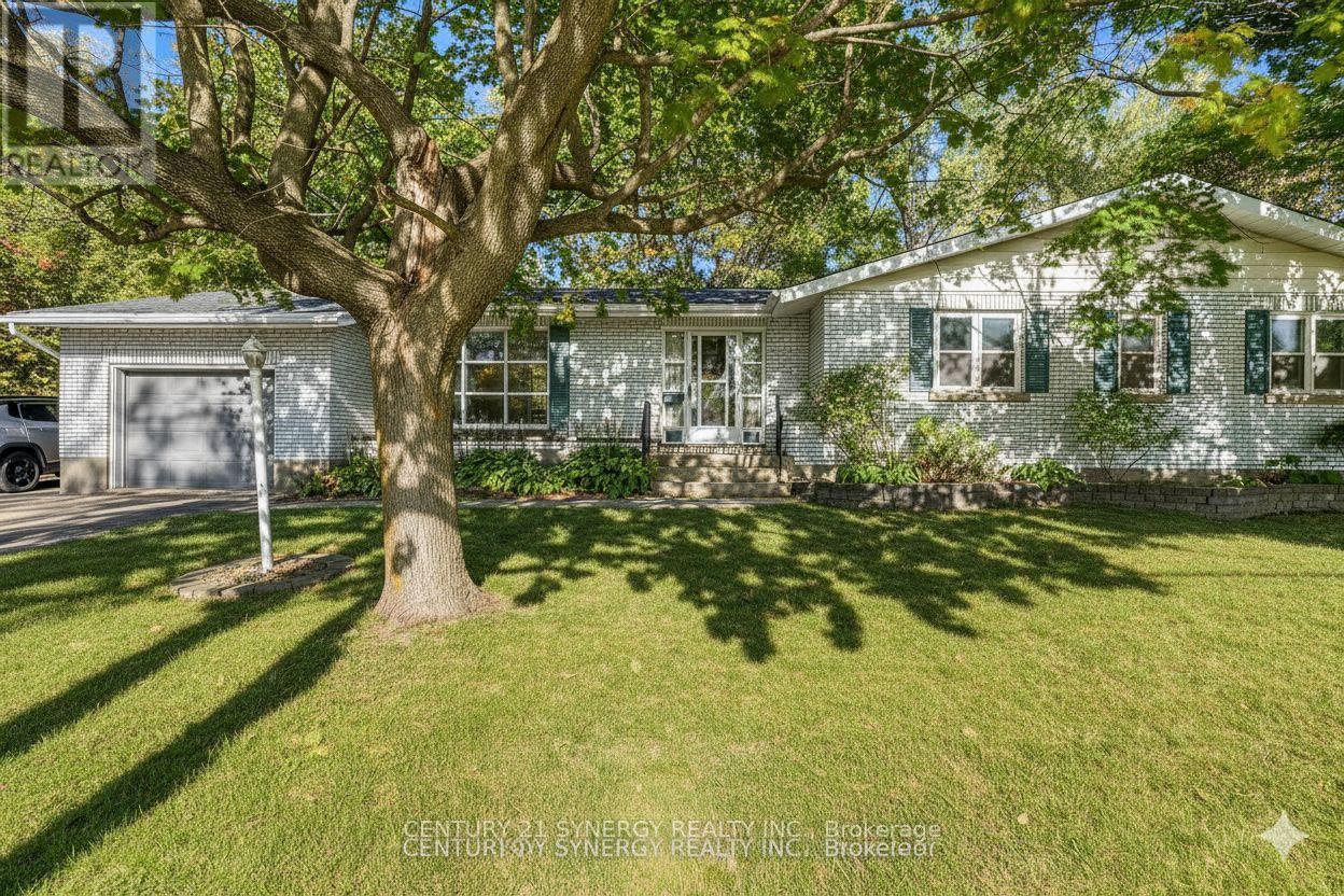 55 DRUMMOND STREET W, Perth, Ontario