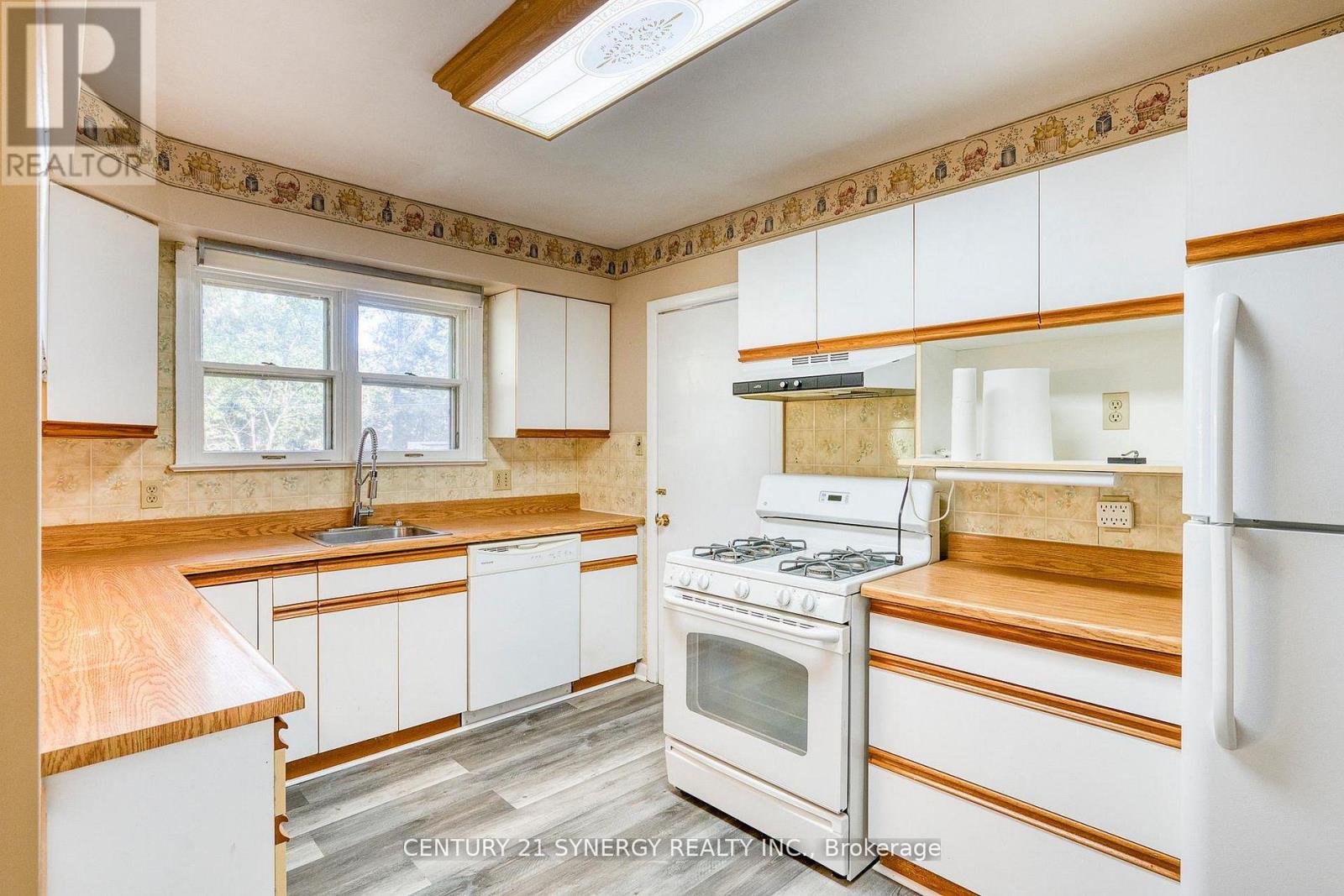 55 Drummond Street W, Perth, Ontario  K7H 2J9 - Photo 7 - X13089962