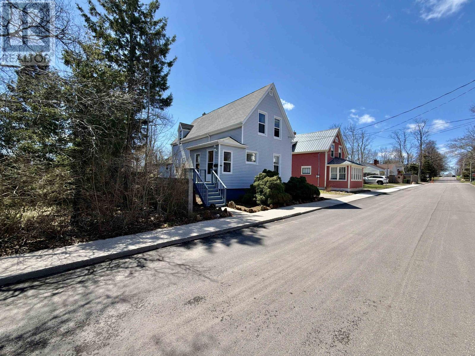 46 HIGHLAND Avenue, Charlottetown, Prince Edward Island