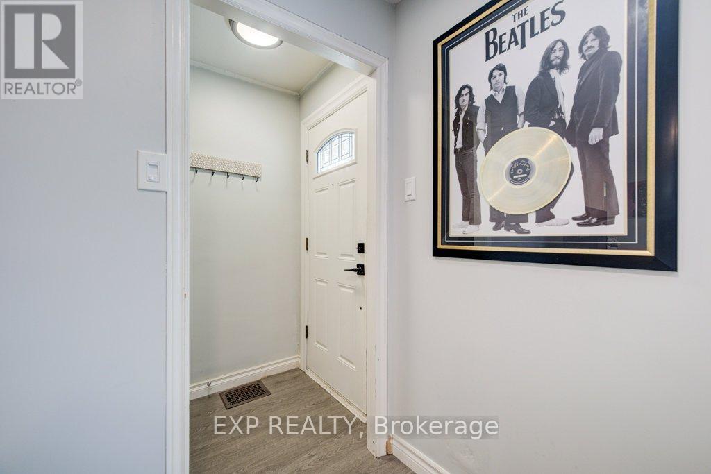 502 Britannia Avenue, Hamilton, Ontario  L8H 1Z6 - Photo 3 - X13089530