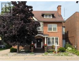 MAIN FLOOR - 912 2ND AVENUE W, Owen Sound, Ontario