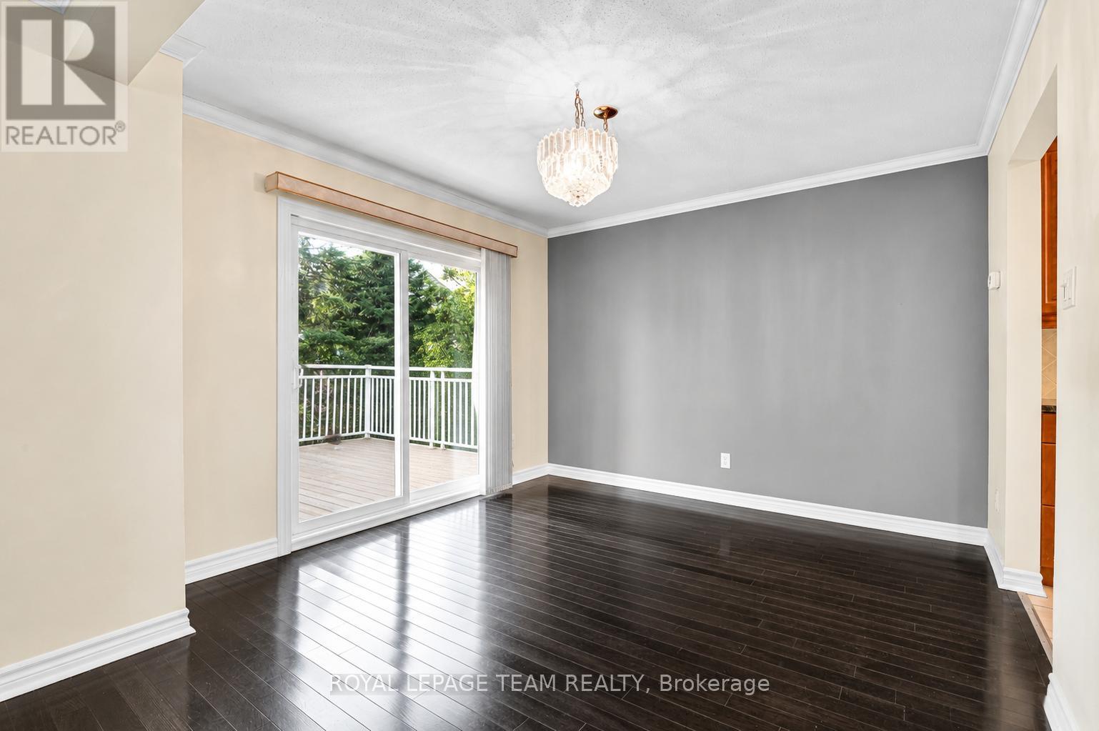 310 Mceachern Crescent, Ottawa, Ontario  K1E 3K2 - Photo 14 - X13089954