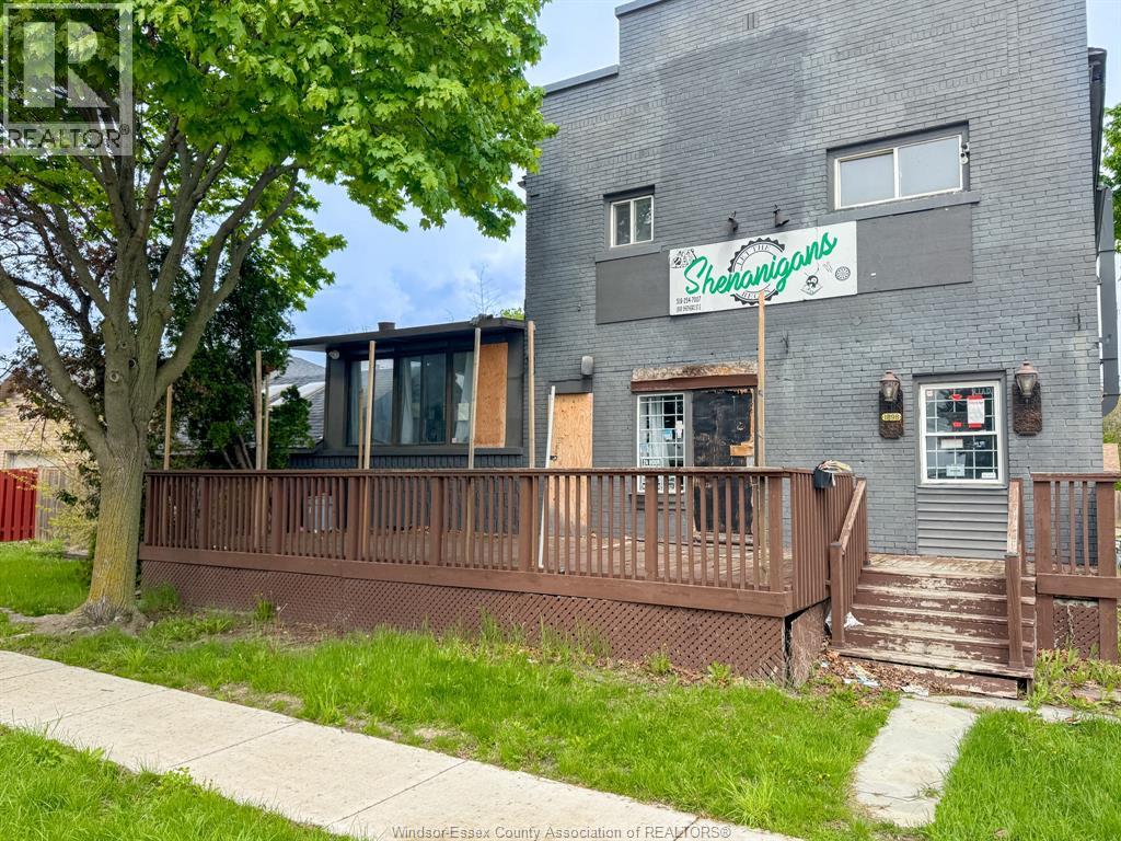 1898 Shepherd, Windsor, Ontario  N8Y 1T5 - Photo 4 - 26010244
