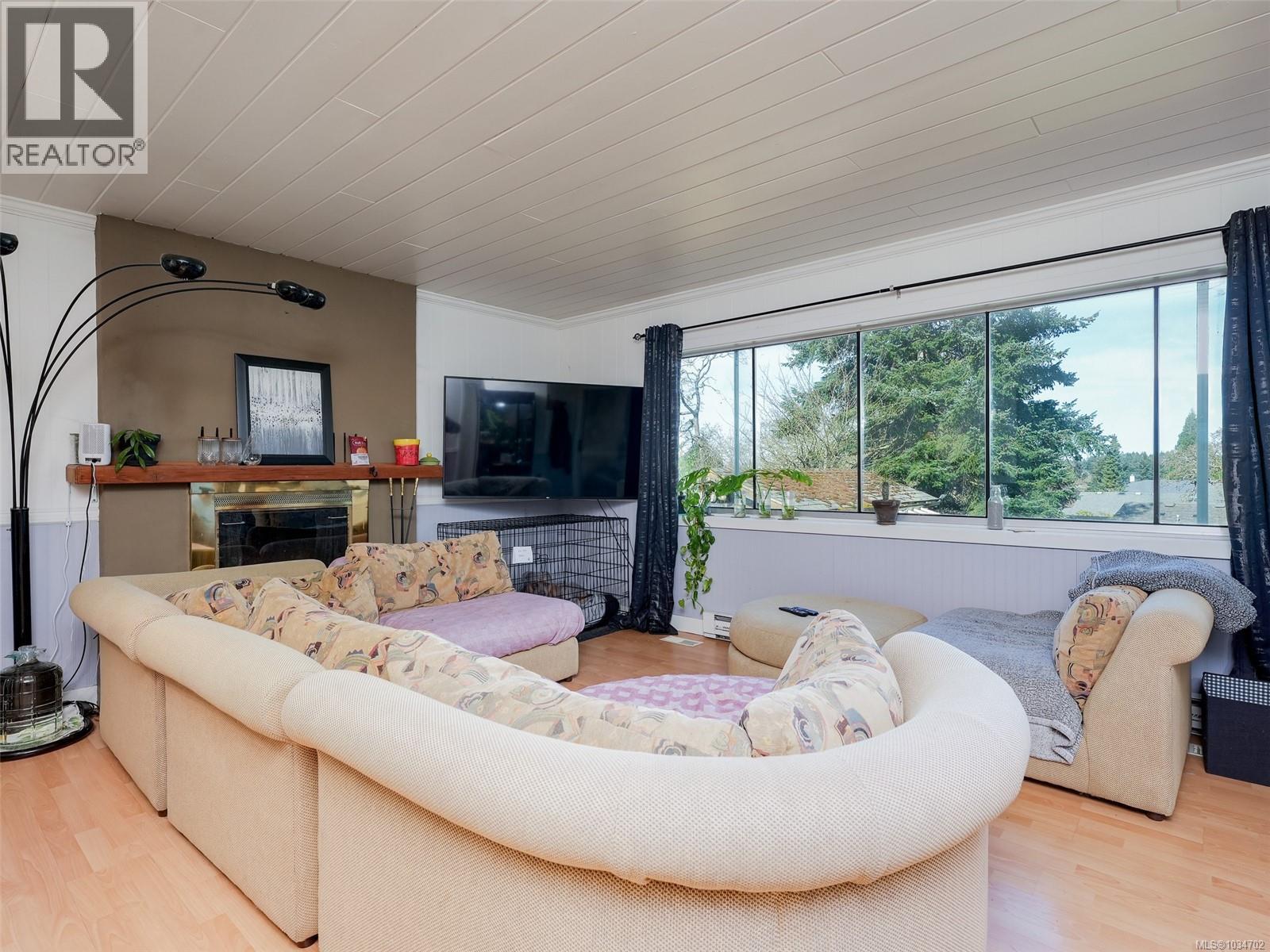 4071 Cedar Hill Rd, Saanich, British Columbia  V8N 3C2 - Photo 9 - 1034702