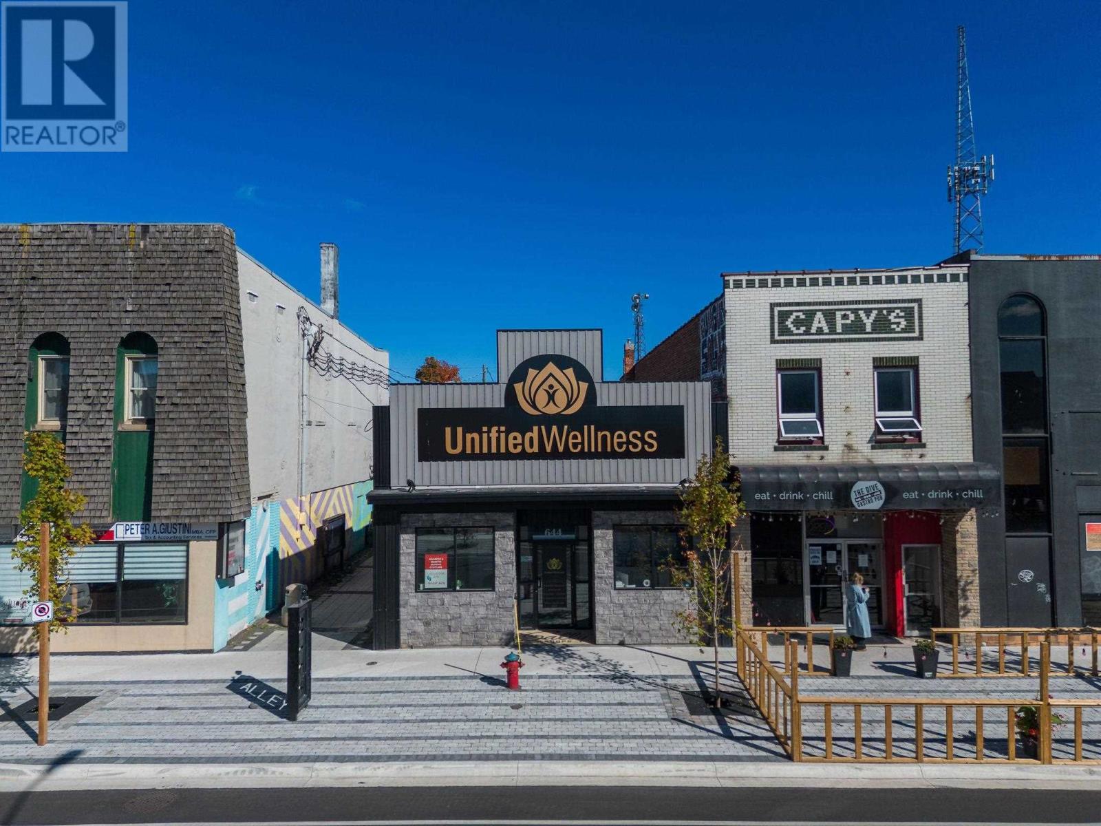 644 Queen St E, Sault Ste. Marie, Ontario  P6A 2A4 - Photo 1 - SM252952