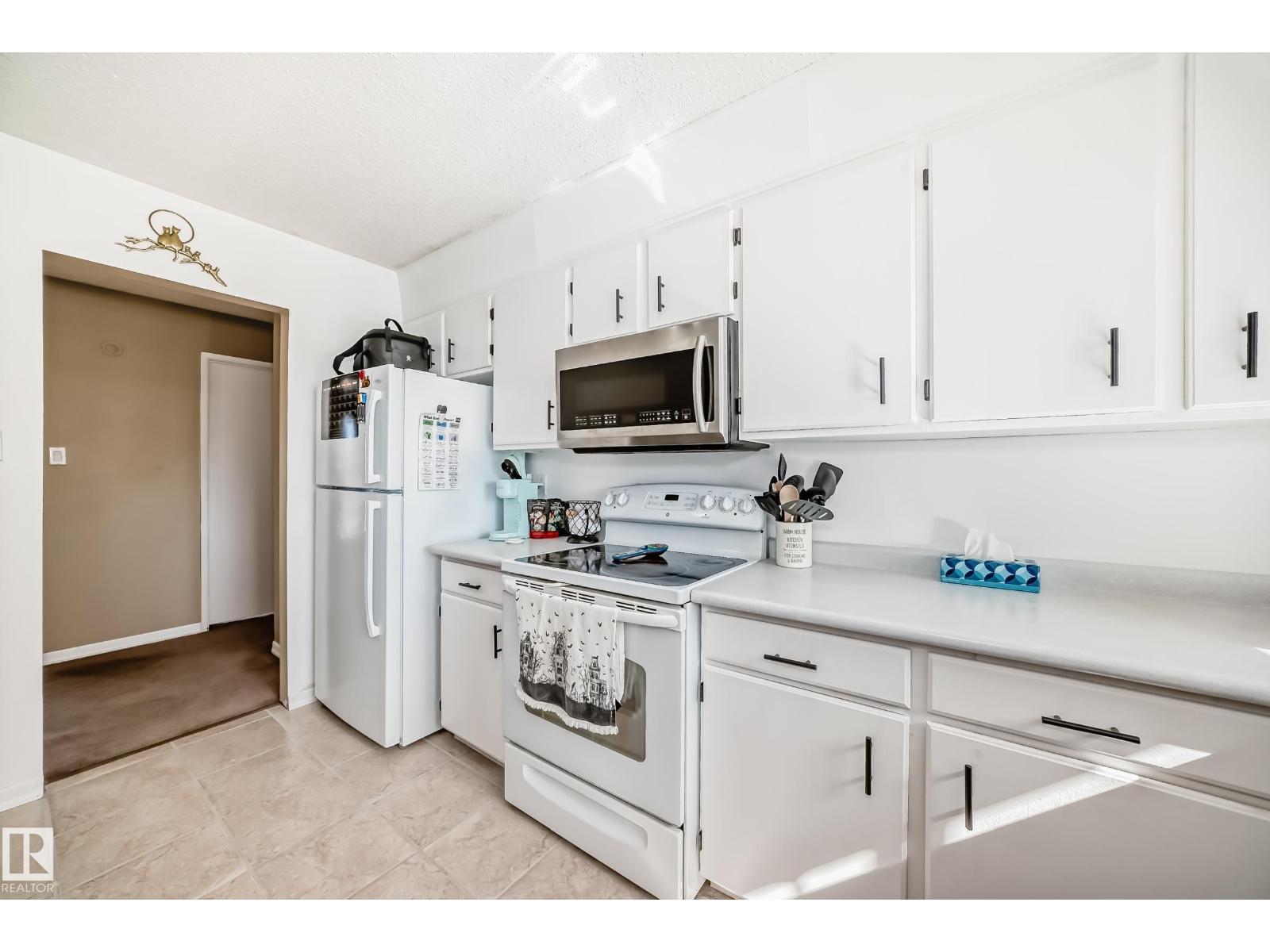 11323 162 Av Nw, Edmonton, Alberta  T5X 2L3 - Photo 12 - E4481846