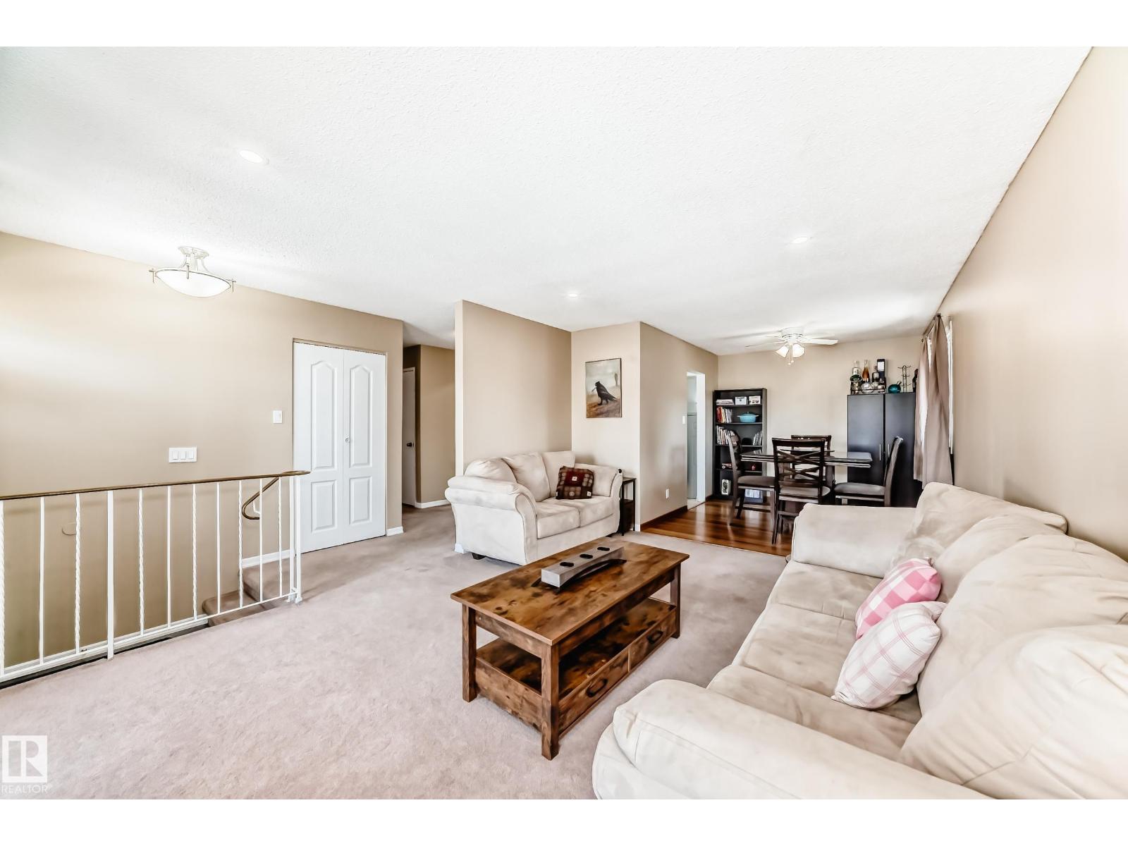 11323 162 Av Nw, Edmonton, Alberta  T5X 2L3 - Photo 3 - E4481846