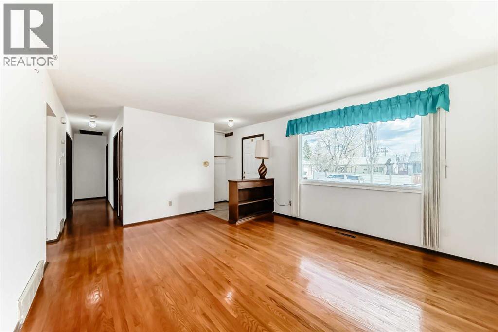 8623 Alanwood Street SE, Calgary, Alberta  T2H 1R9 - Photo 11 - A2306367
