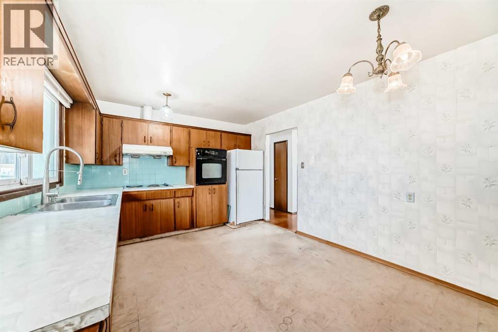 8623 Alanwood Street SE, Calgary, Alberta  T2H 1R9 - Photo 8 - A2306367