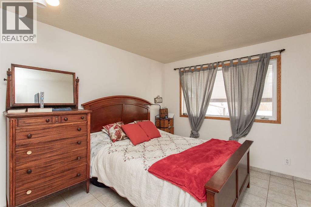 13 Scott Street, Red Deer, Alberta  T4N 0E3 - Photo 14 - A2299301