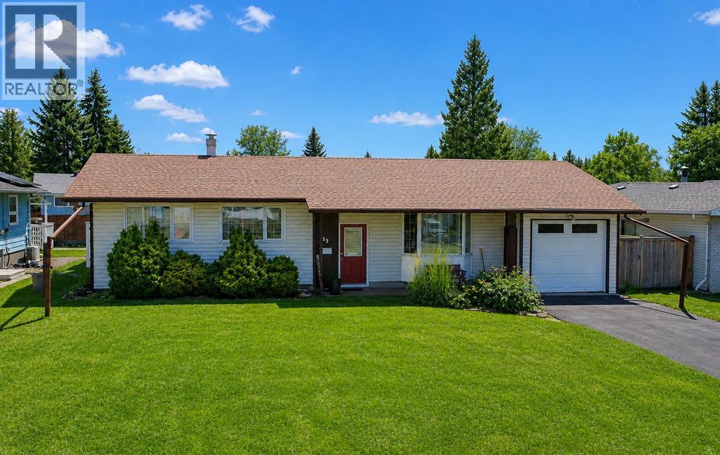 13 Scott Street, Red Deer, Alberta  T4N 0E3 - Photo 1 - A2299301