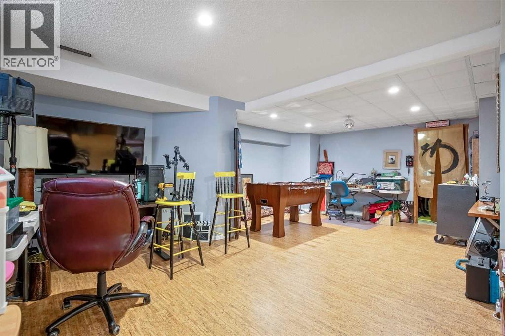 135 Canter Place SW, Calgary, Alberta  T2W 5M9 - Photo 26 - A2292964