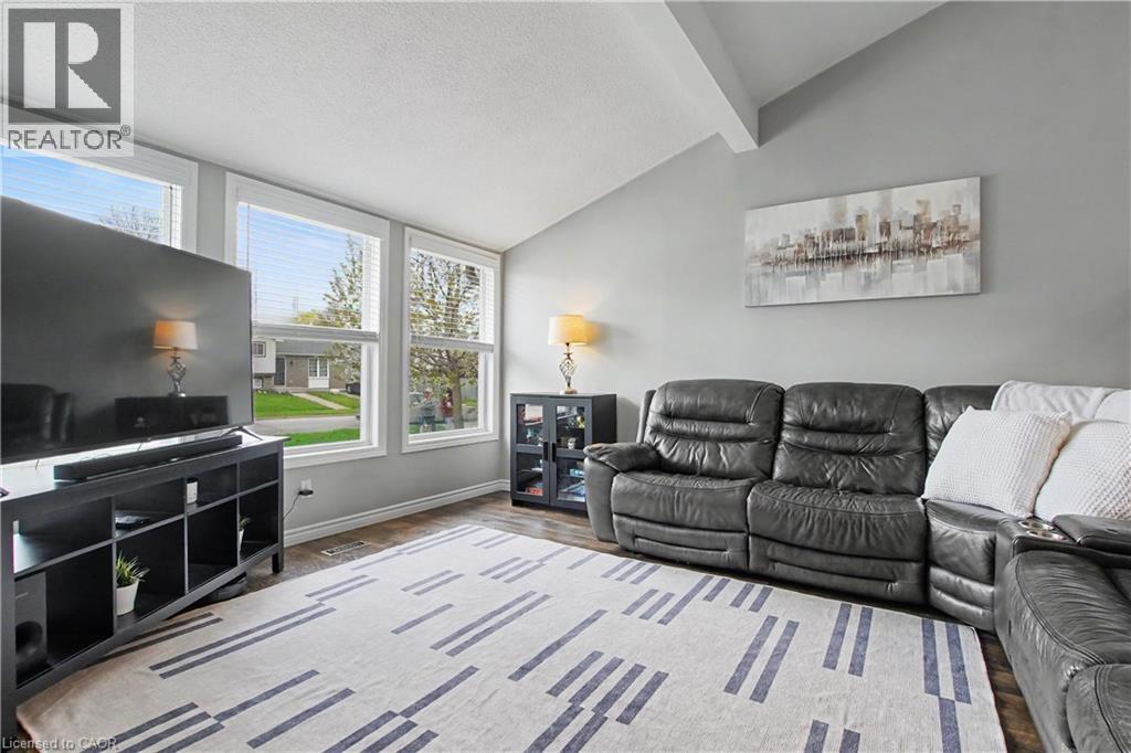 180 Sunset Boulevard, Cambridge, Ontario N1S 4L2 - Photo 6 - 40825205
