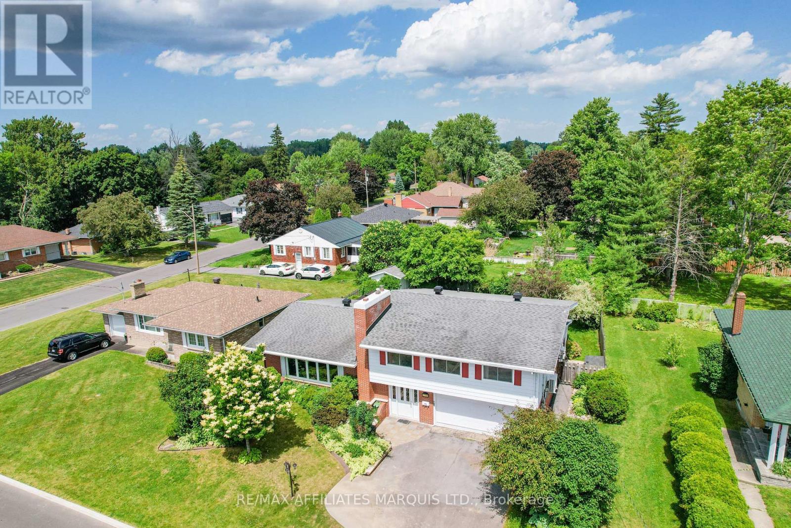 219 Pescod Avenue, Cornwall, Ontario  K6J 2H9 - Photo 2 - X12825188