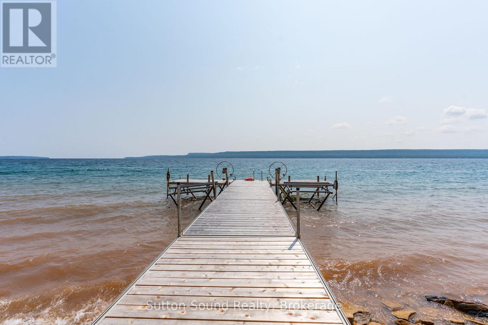 606 Mallory Beach Road, South Bruce Peninsula, Ontario  N0H 2T0 - Photo 2 - X13089666