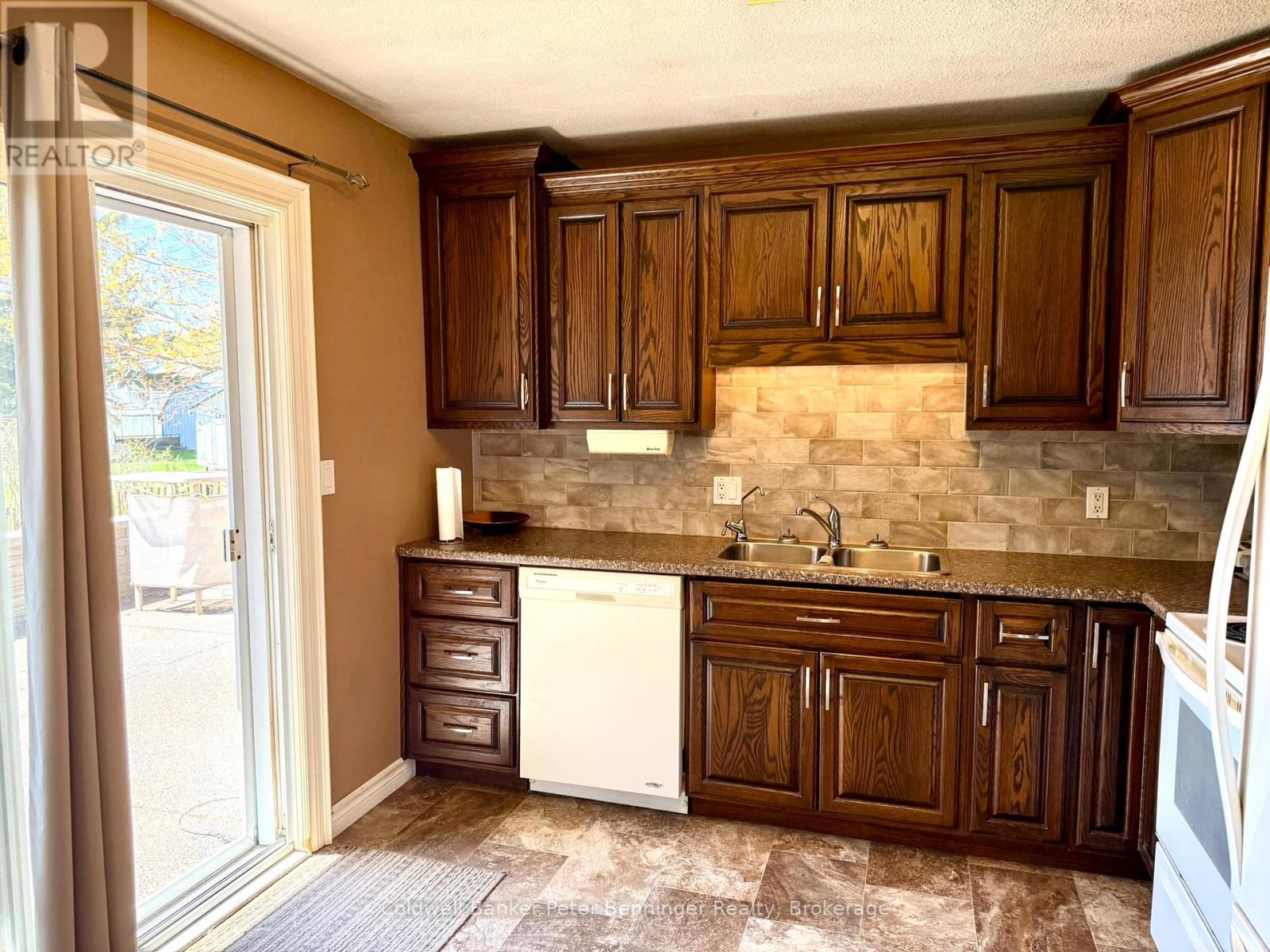 25 Thomas Street, South Bruce, Ontario  N0G 2S0 - Photo 8 - X13089802