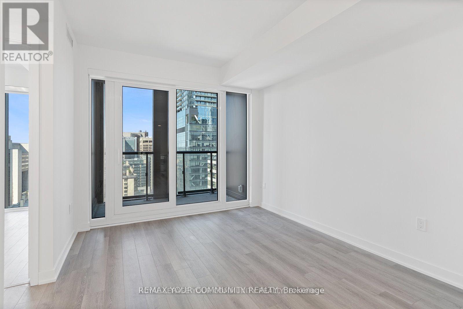 2001 - 238 Simcoe Street, Toronto, Ontario  M5T 0E2 - Photo 12 - C13089478