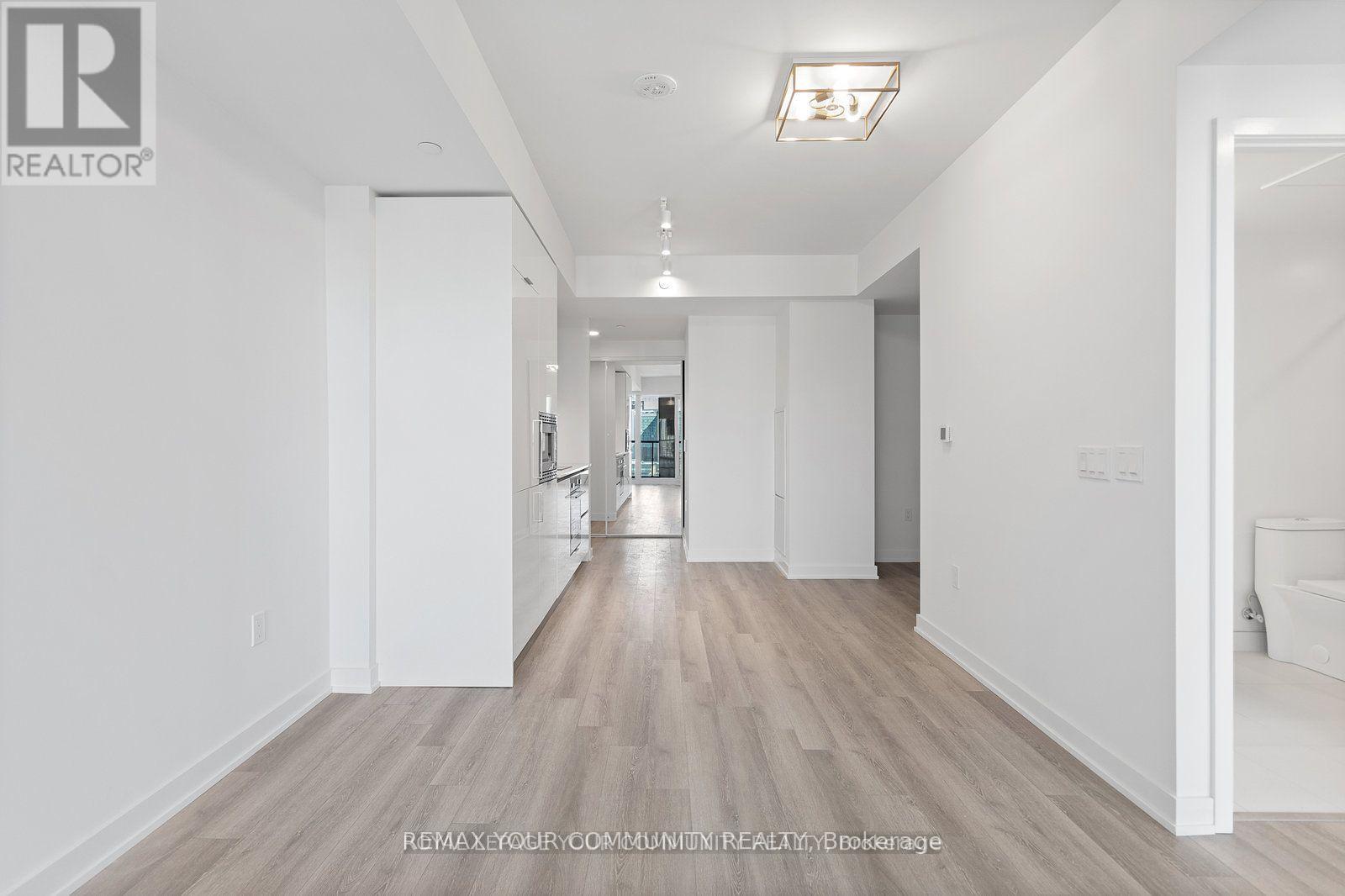 2001 - 238 Simcoe Street, Toronto, Ontario  M5T 0E2 - Photo 14 - C13089478