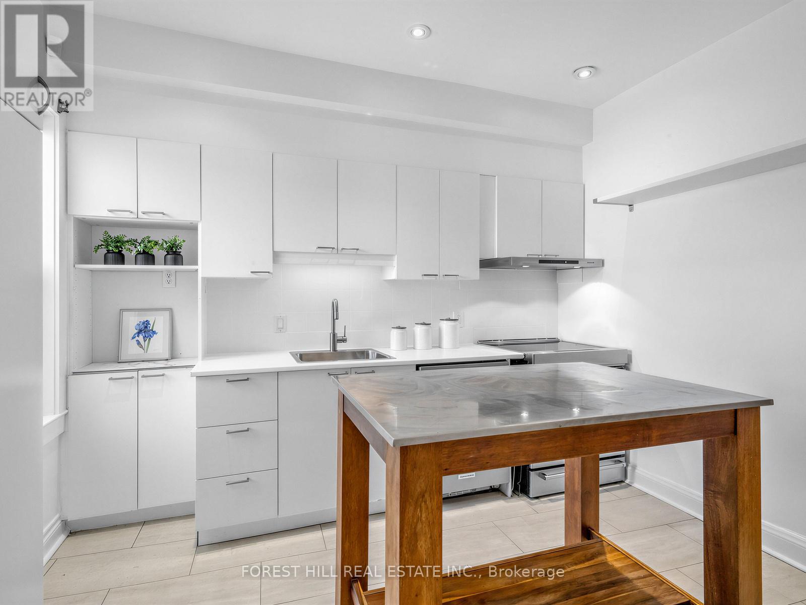 163 Rushton Road, Toronto, Ontario  M6G 3H9 - Photo 13 - C13089504