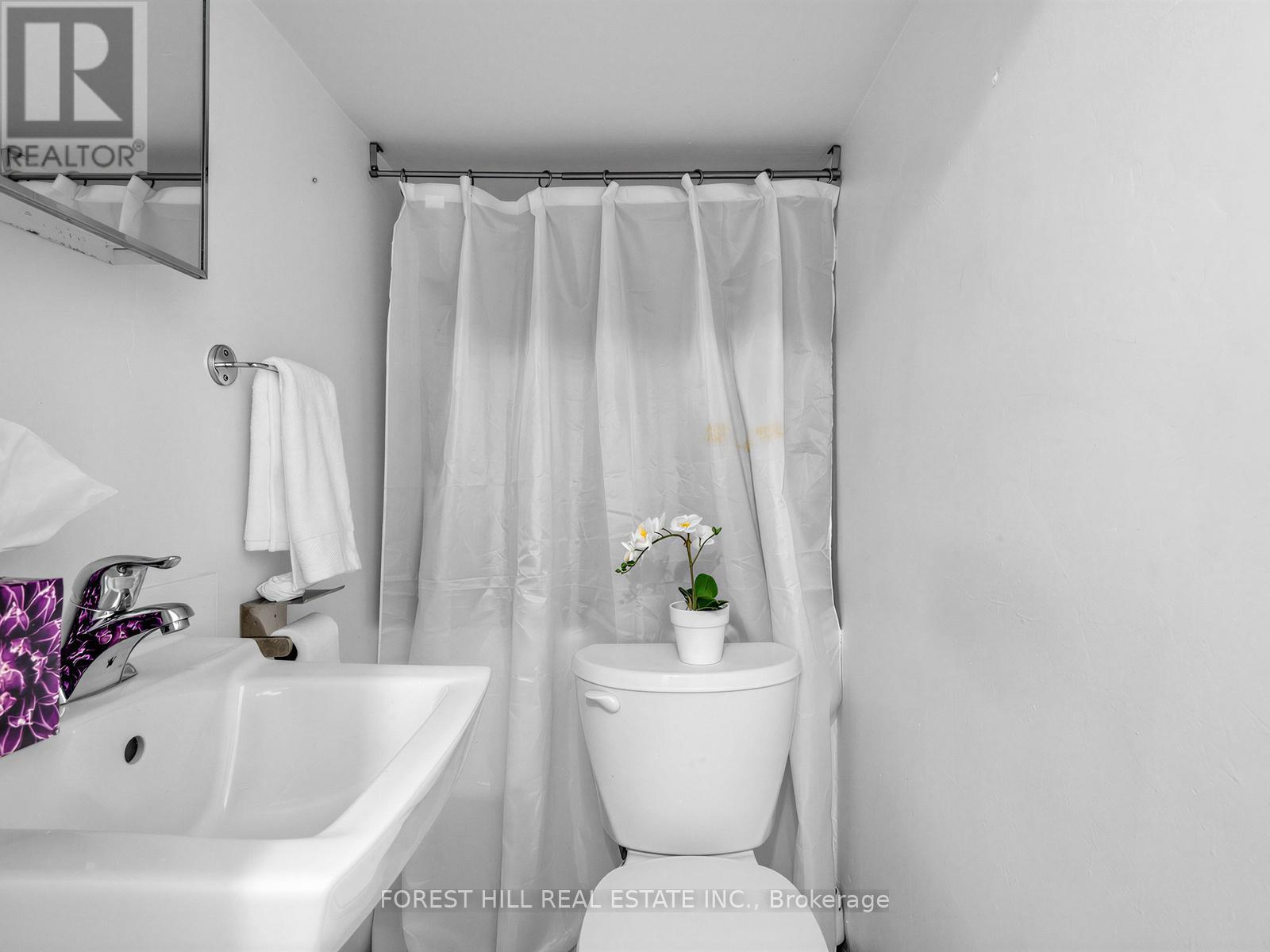 163 Rushton Road, Toronto, Ontario  M6G 3H9 - Photo 26 - C13089504